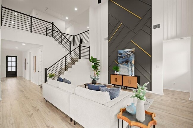 Building Photo - 20521 Martin Ln