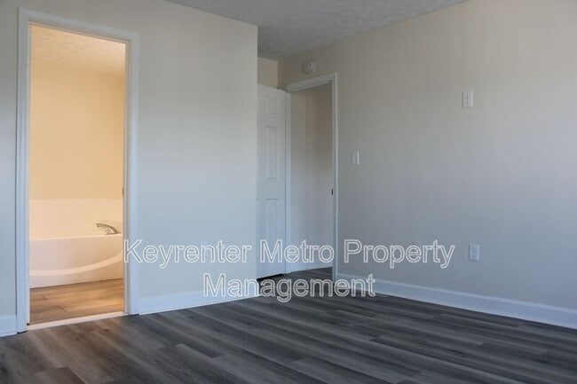 Building Photo - 6900 St Ignatius Dr