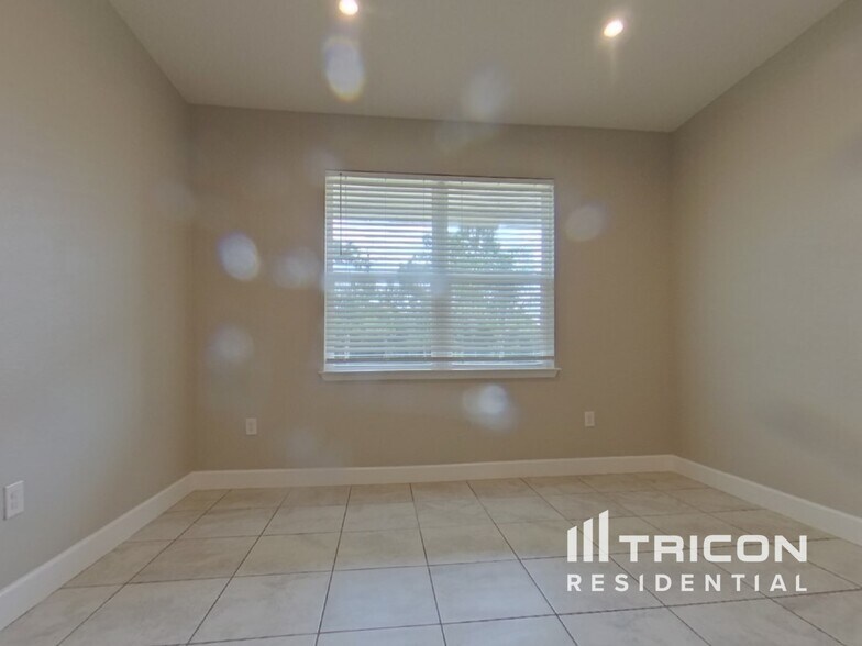 Building Photo - 1538 Scrub Jay Ct