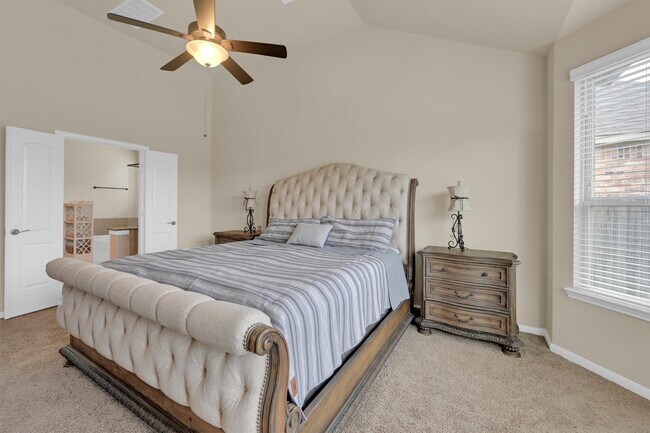 Building Photo - 18735 Waketon Dr