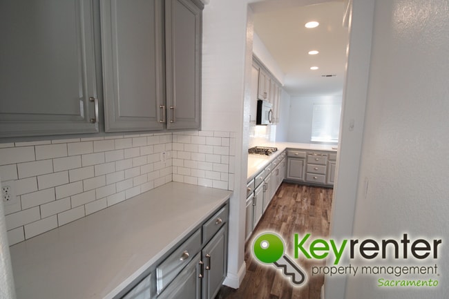 Building Photo - 1099 Chesley Ln