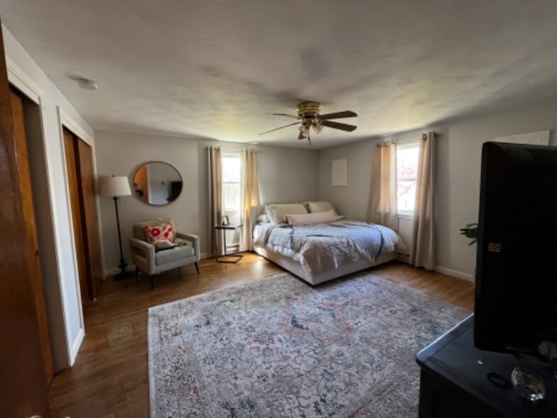 Building Photo - 73 Shawn Dr