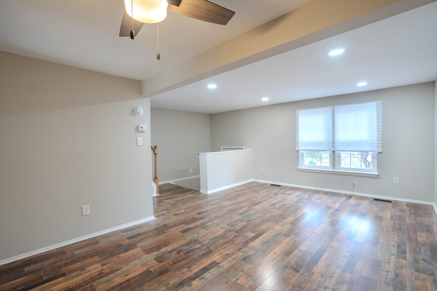 Building Photo - 8505 Castlemill Cir