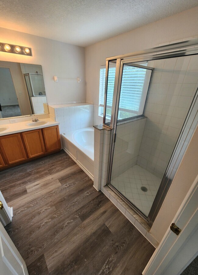 Building Photo - 13126 Fennway Ridge Dr