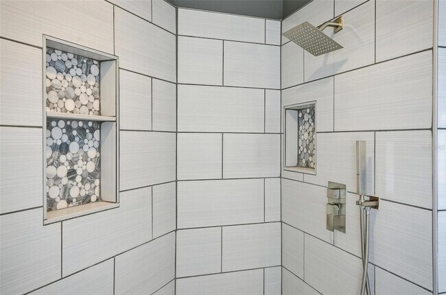 Building Photo - 1 Walton Pl