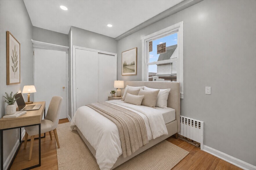 Building Photo - 4 Amackassin Ter