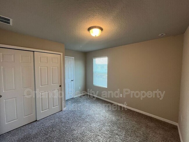 Building Photo - 2443 Sweet Viburnum Wy
