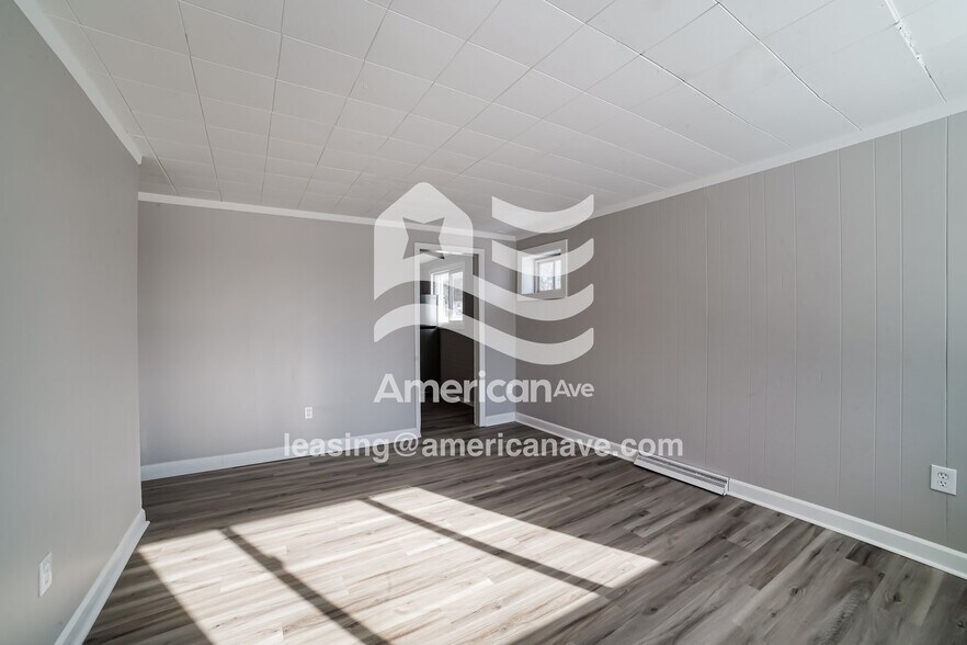 Building Photo - 625 E Pasadena Ave
