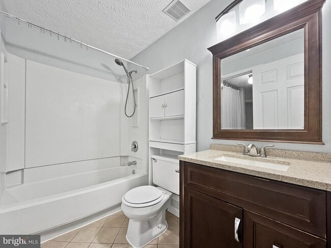 Building Photo - 8426 Red Eagle Ct