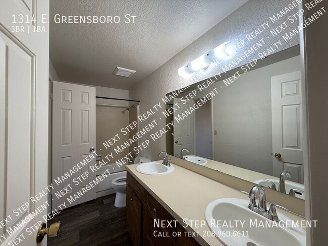 Building Photo - 1314 E Greensboro St