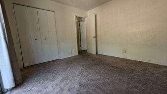 Building Photo - 4499 S 4000 W