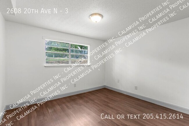 Building Photo - 2608 20th Ave N