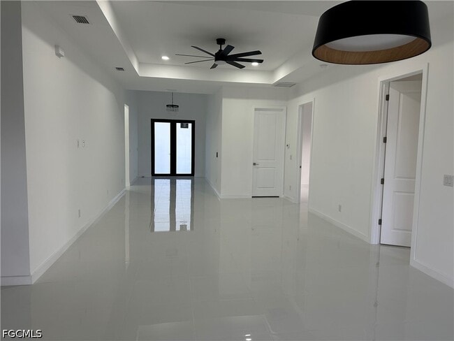 Building Photo - 2801 SW Embers Terrace