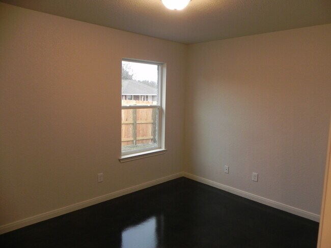Building Photo - 1423 Natchez Trl.