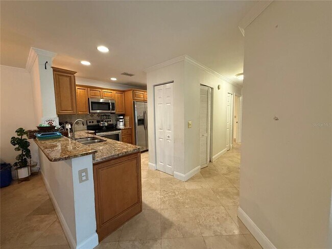 Building Photo - 664 Arbor Lake Ln
