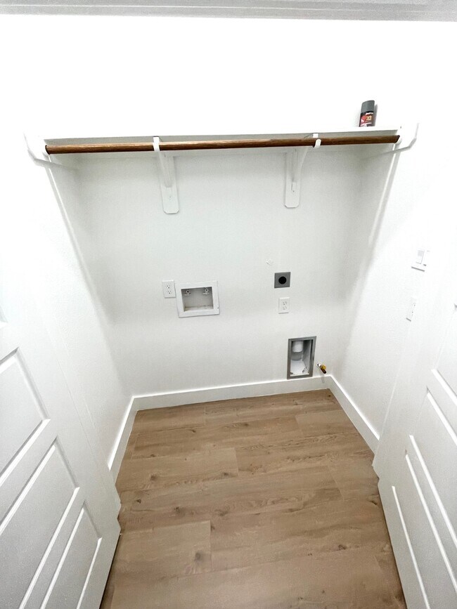 Building Photo - 7205 Tippett St