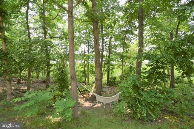 Building Photo - 16858 Panorama Dr