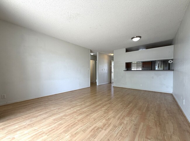 Building Photo - Villages at Waipio (Waipahu) - Ground Floor Unit, 2 bedroom/2 bathrooms and 1 parking stalls