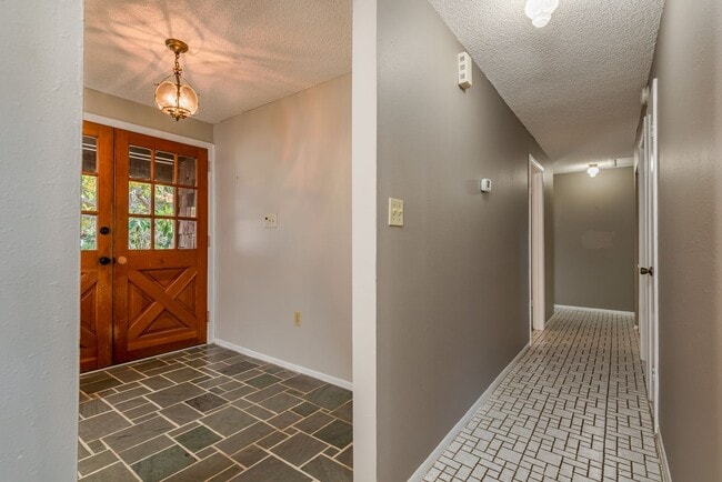 Building Photo - Carlton Road