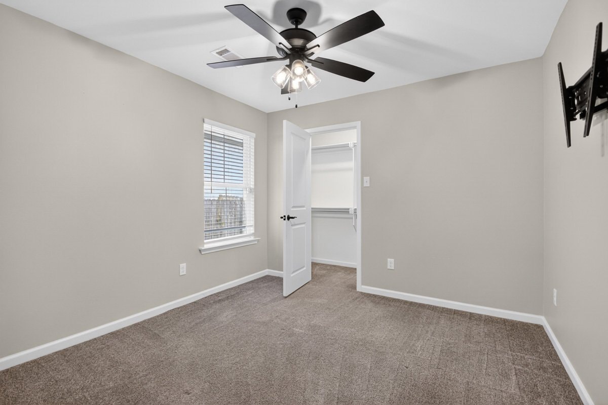 Building Photo - 4041 Elizabeth Ct