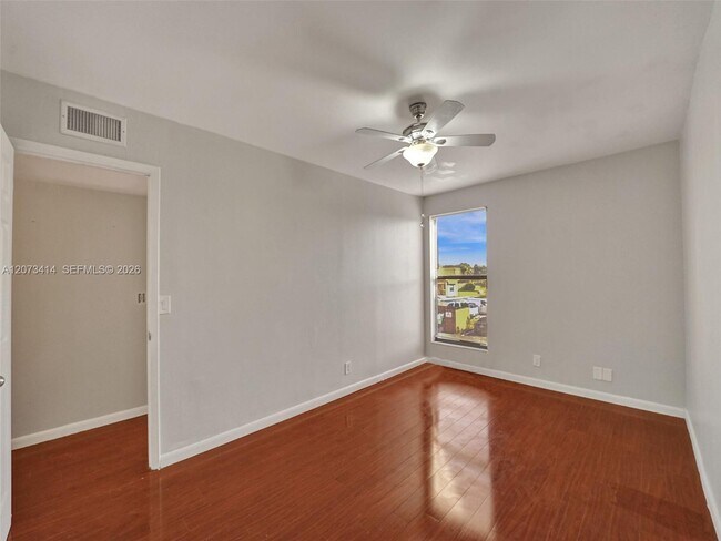 Building Photo - 9148 Lime Tree Ln