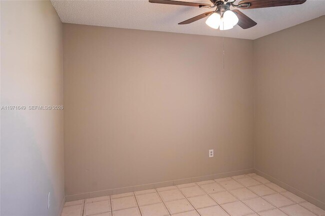 Building Photo - 8480 SW 154th Cir Ct