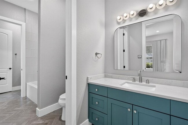 Building Photo - 402 Aria Dr
