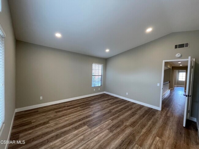Building Photo - 429 Dante Way