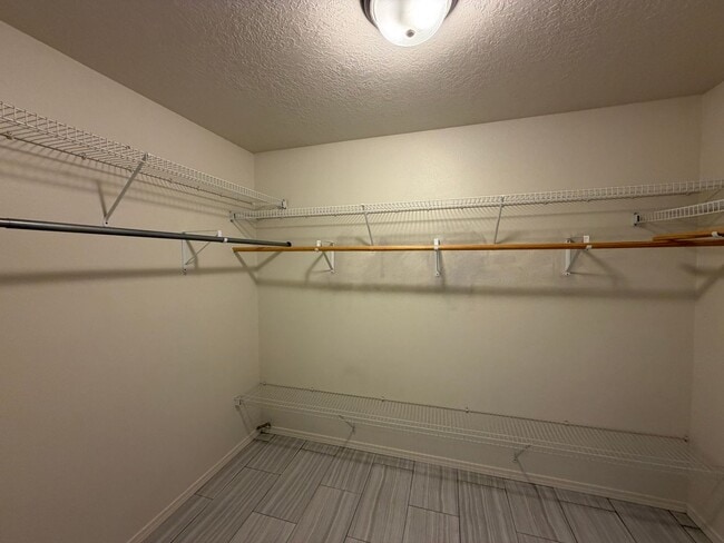 Building Photo - 3 Bedroom Single Story Home Available Near Unser Blvd NW & Irving Blvd NW