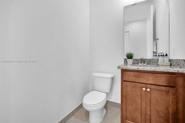 Building Photo - 1281 SW 113th Way