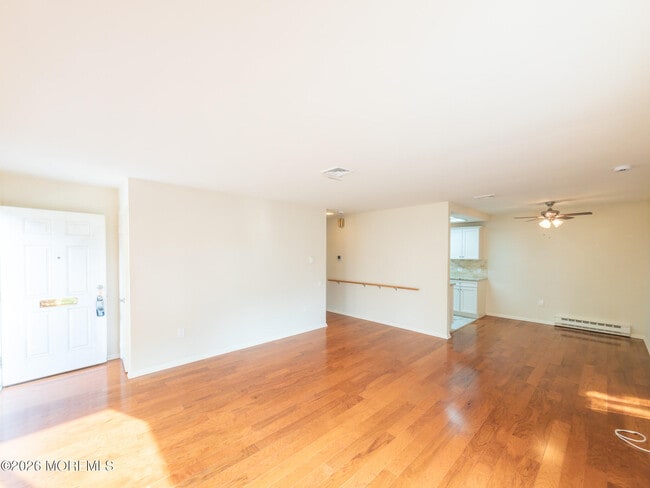 Building Photo - 227A Manchester Ln