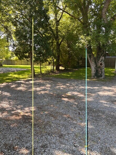 Building Photo - 136 Chapin St