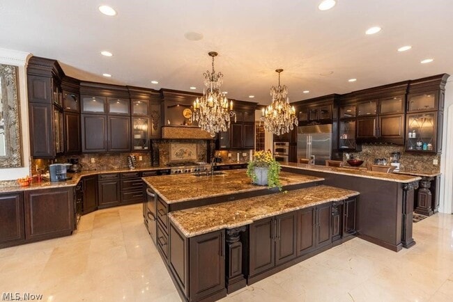 Building Photo - 3600 Oxford Cir