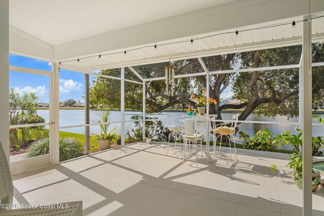 Building Photo - 662 Rossmoor Cir