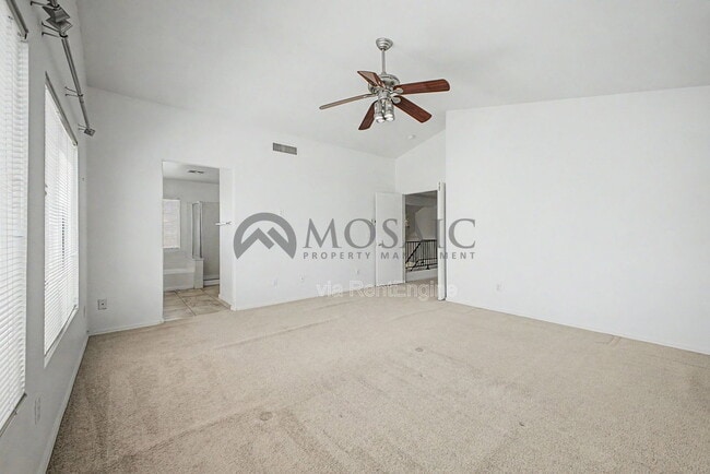Building Photo - 820 N Granada Dr