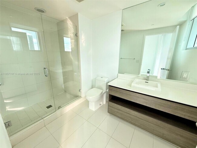 Building Photo - 1100 S Miami Ave