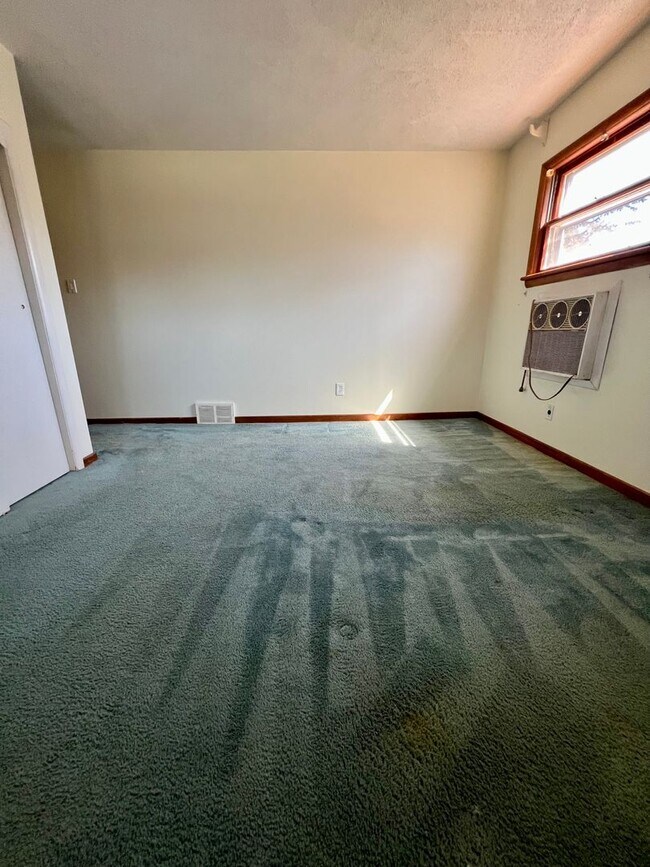 Building Photo - Stunning 4-Bedroom Single Family Home in Wyncote! Available NOW!