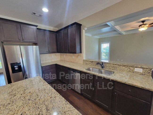 Building Photo - 841 Herrington Dr