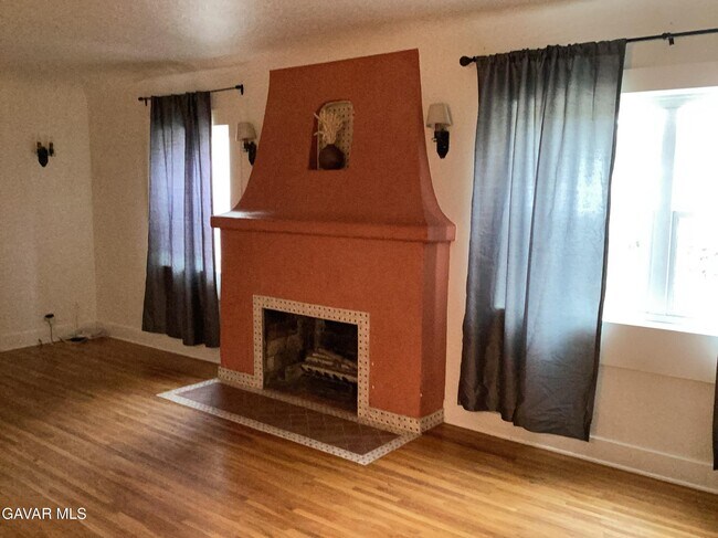 Building Photo - 44701 Fig Ave