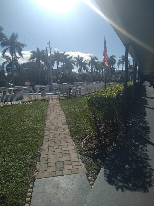 Building Photo - 600 Layne Blvd