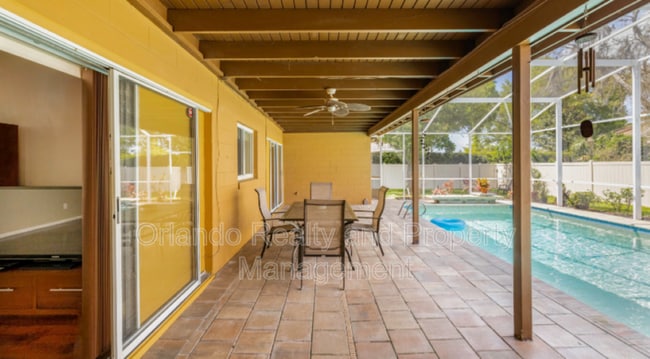 Building Photo - 1483 Glastonberry Rd