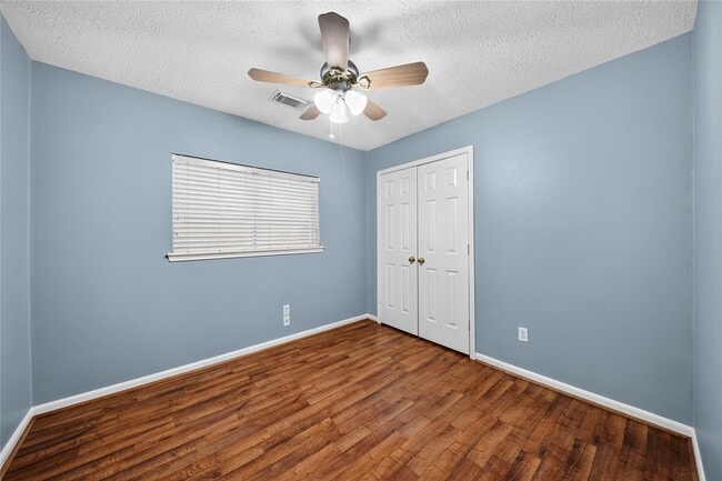 Building Photo - 20515 Spring Bluff Ln