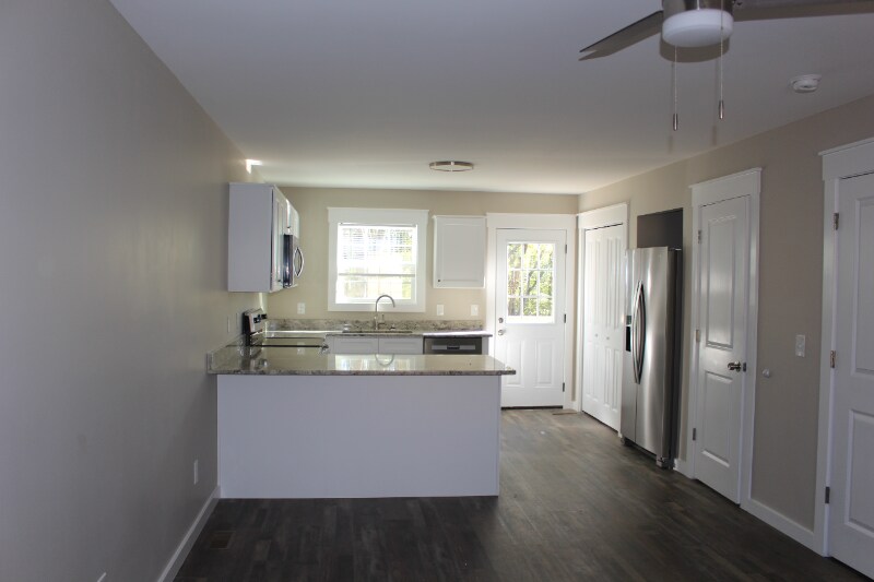 Building Photo - 109 Buster Ln