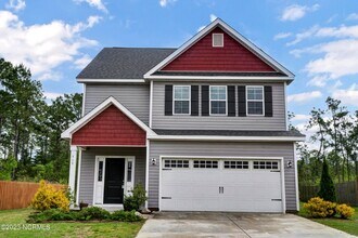 Building Photo - 519 Everett Glades