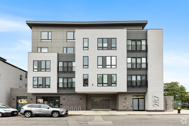 Building Photo - 286 Maverick St