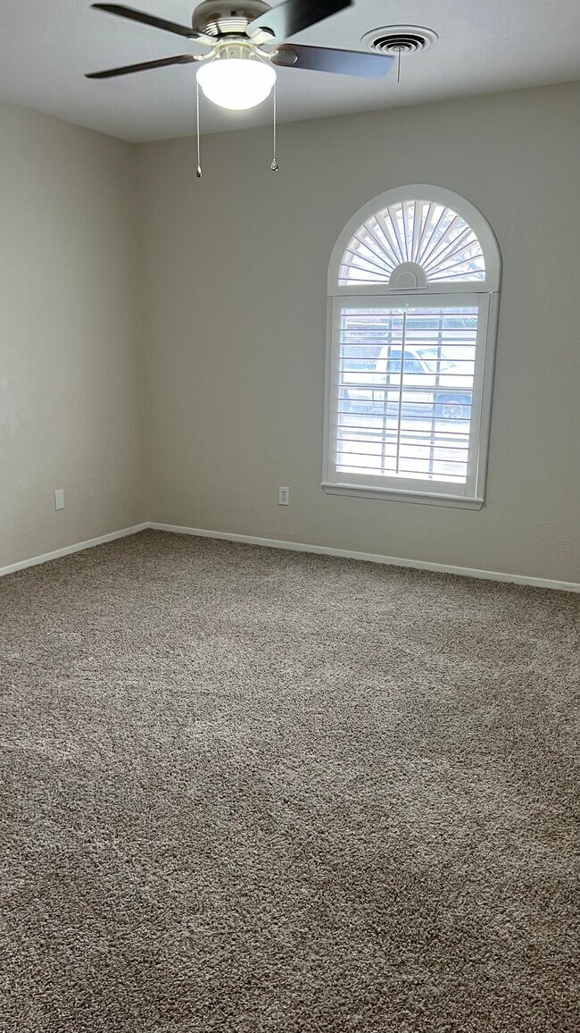 Building Photo - 6512 Garwood Rd