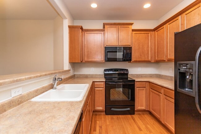 Building Photo - Comfortable Monument Townhome with 2-Car Garage & Easy I-25 Access!!