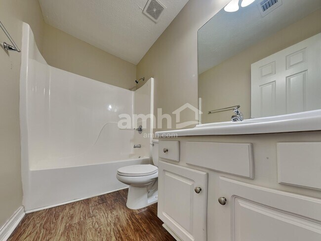 Building Photo - 2769 Wynhaven Oaks Way