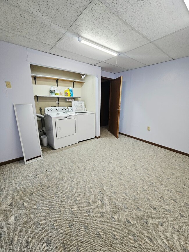 Building Photo - 908 Antares Ct