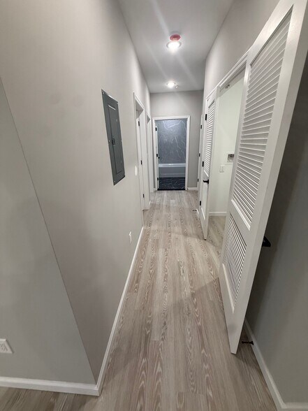 Building Photo - 59 Pearl St